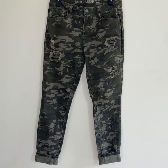 Vanilla Star Midrise‎ Skinny Distressed Camo Jeans Juniors Size 7 - Picture 1 of 3
